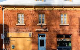 L'auberge Du Qg La Prairie